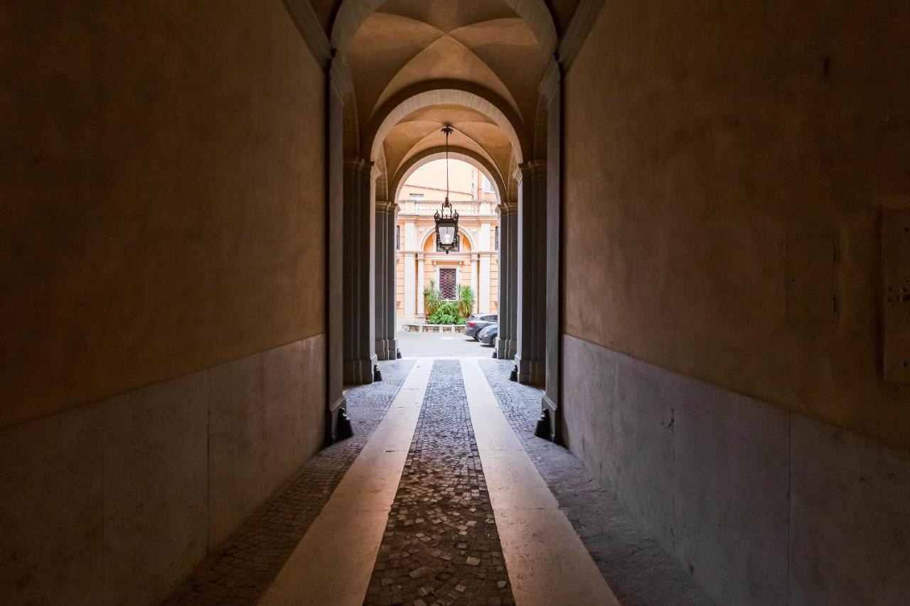 Spanish Garden Rome Bagian luar foto