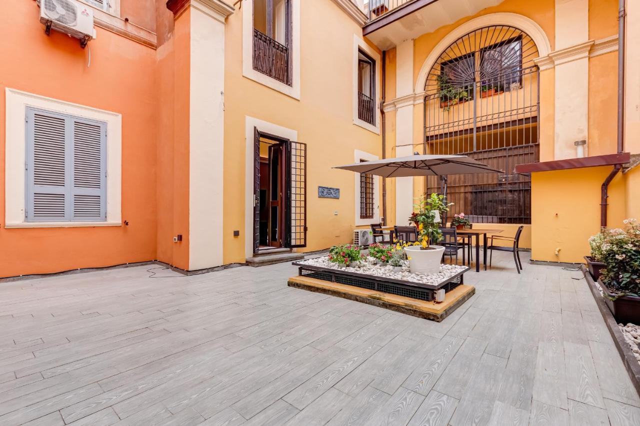 Spanish Garden Rome Bagian luar foto